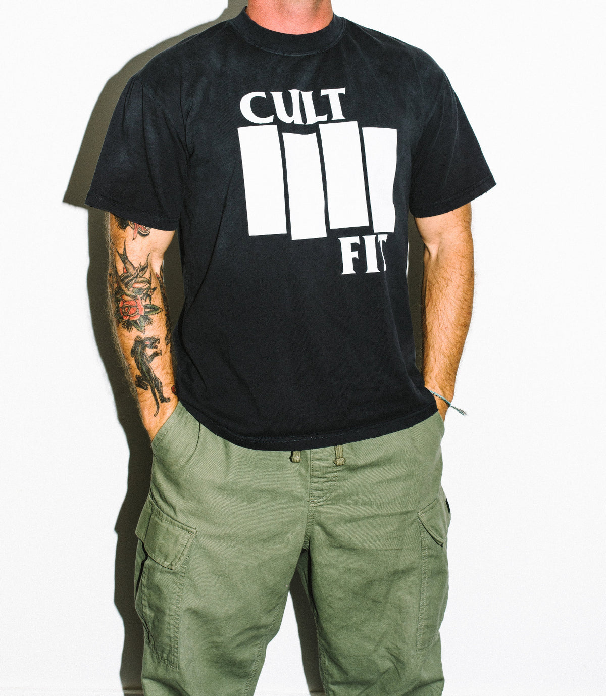 CULT FLAG- Vintage Washed Frayed T-Shirt